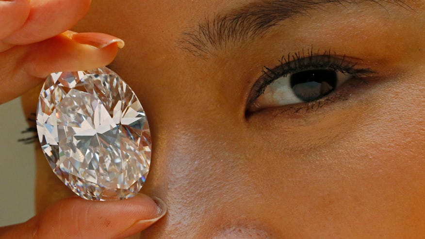 Hong Kong Diamonds_Leff.jpg